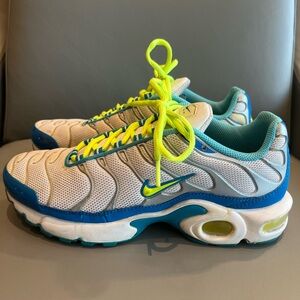 Big Kids Nike Air Max Plus TN Size 7Y
